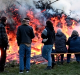 Osterfeuer lodern wieder in mehreren Stadtteilen