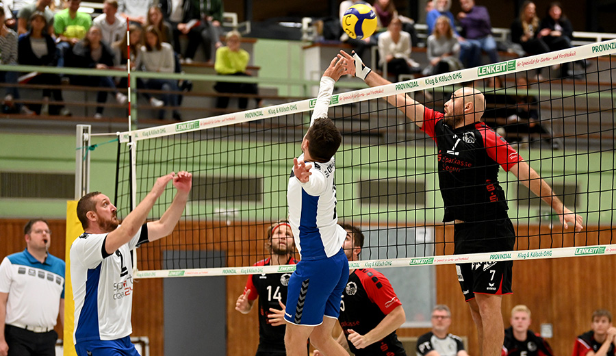 VC-Volleyballer bleiben Spitzenreiter Hürth auf den Fersen
