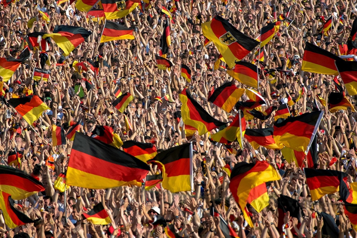 Fahrt zum Fußball-Länderspiel in die Arena AufSchalke