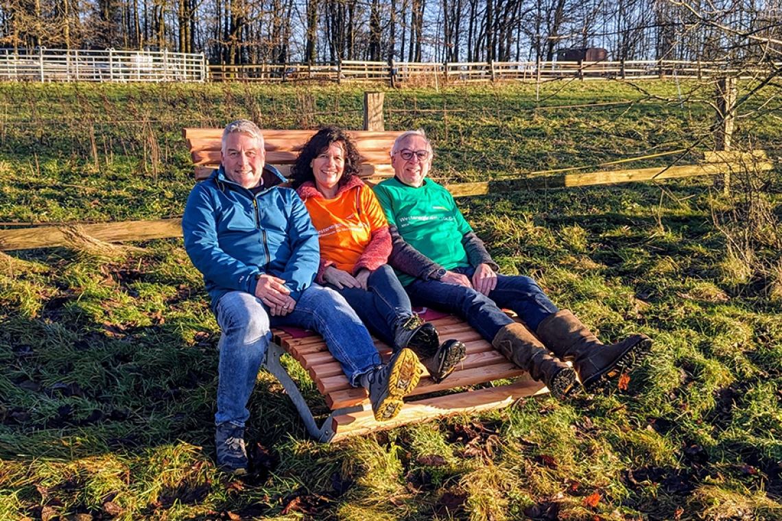 Neue Waldsofas laden in Hohenhain zum Verweilen ein