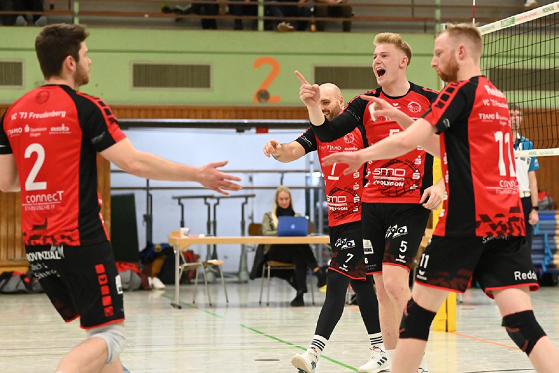 Volleyballer verbuchen sechs Punkte bei &quot;doppeltem Einsatz&quot;