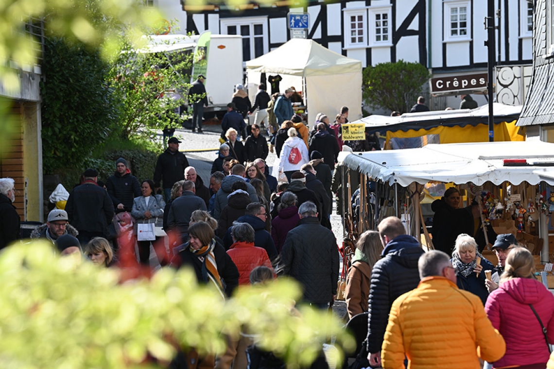 Frühlingsmarkt lockte erstmals in diesem Jahr in die Altstadt