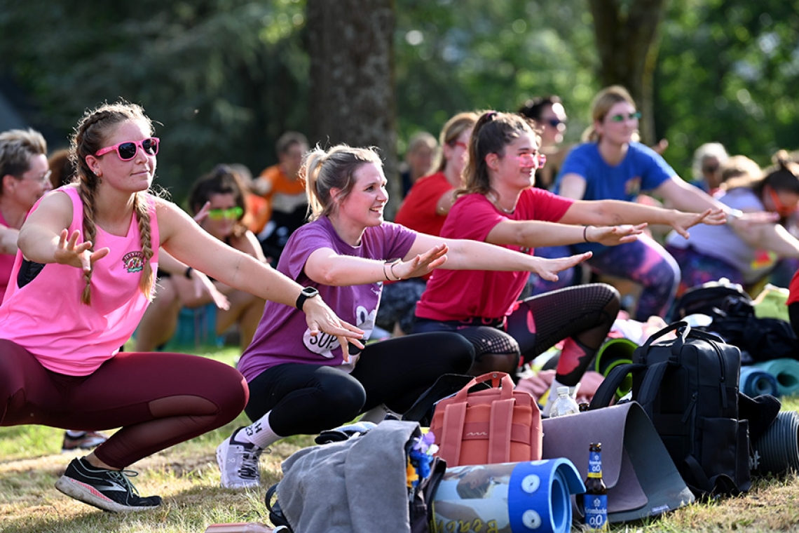 Fitness-Party am Kurpark-Strand mit 200 Rudelturnern