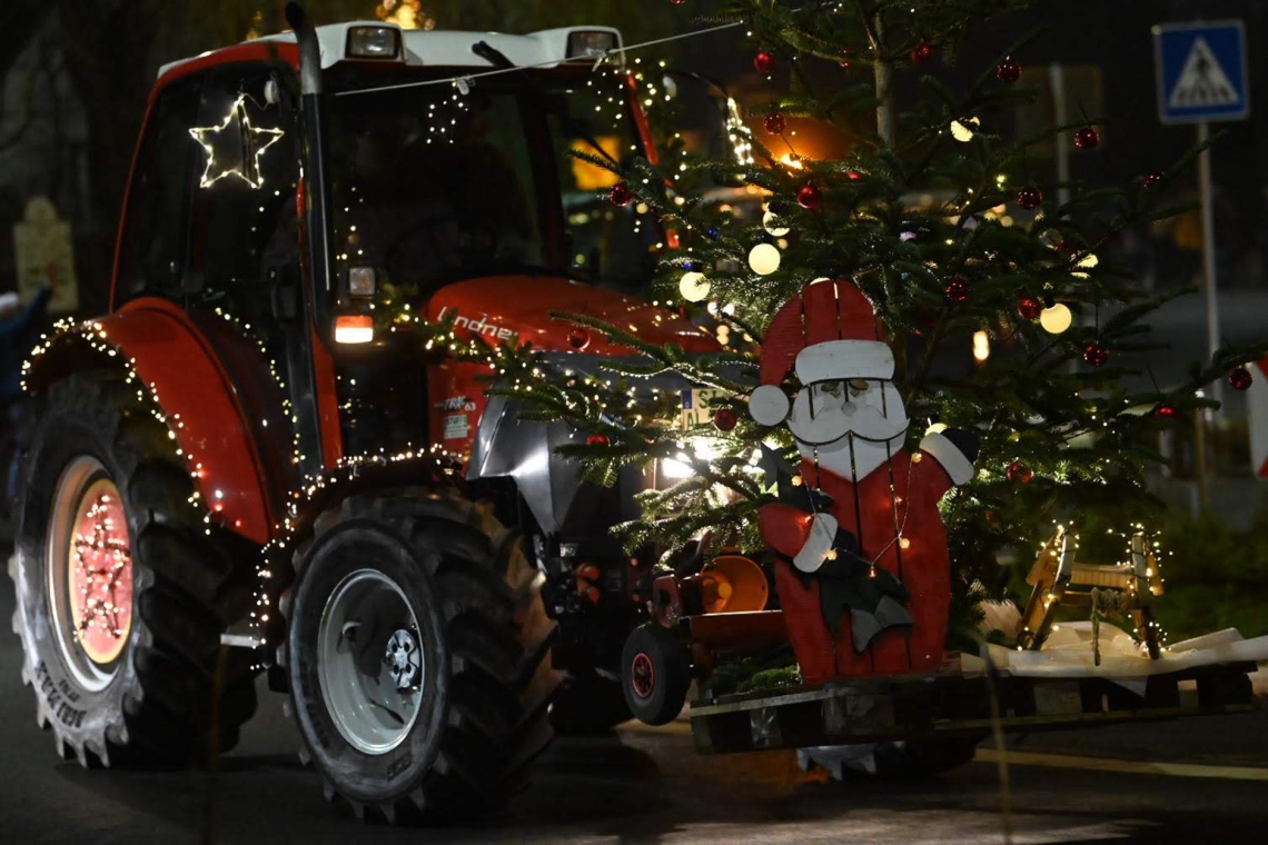 Trecker fahren am Sonntag für das Hospiz und die Kinderklinik