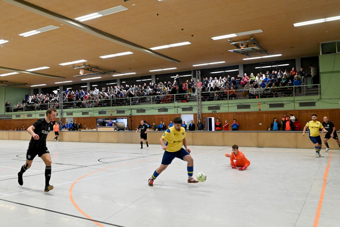 Budenzauber in Büschergrund: Bis 6. Januar rollt hier der Ball
