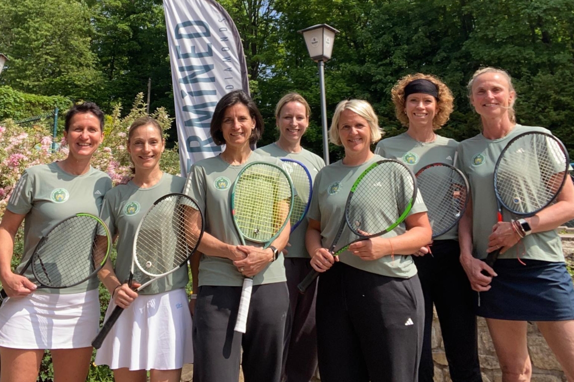 Tennis-Damen 40 zahlen viel Lehrgeld zum Regionalliga-Auftakt