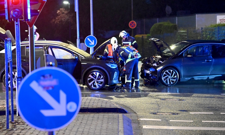 Pkw-Fahrer bei Unfall auf der Wilhelmshöhe verletzt