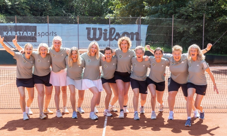 Tennis-Damen-40 jubeln über den Regionalliga-Verbleib