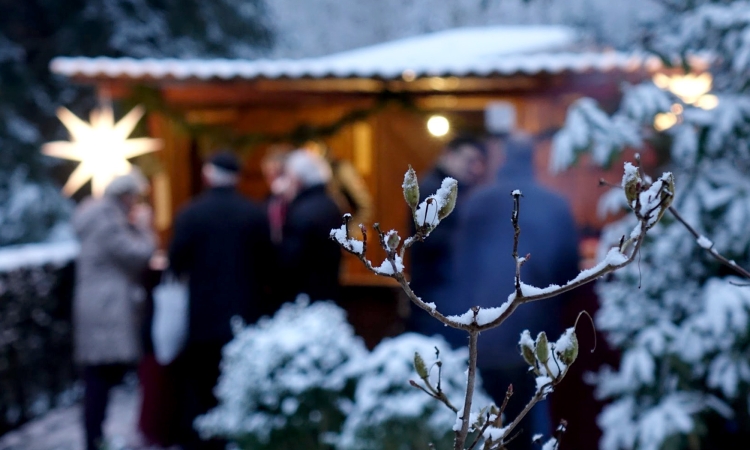 Weihnachtliche Klänge zu Mandelduft und Maschinenöl