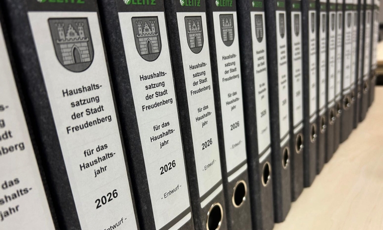 Trotz Millionenloch: Freudenberg investiert weiter in Schulen, Feuerwehr und Kinder