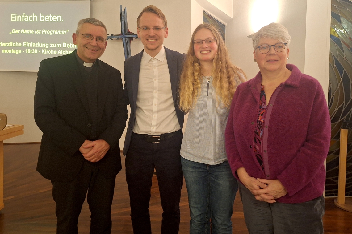 Mögen Engel dich begleiten: Katholische Grüße für den neuen Pfarrer