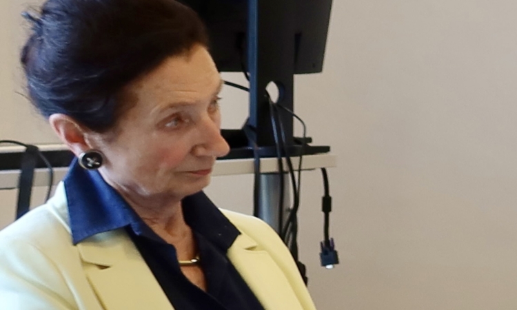 Seit Jahren Stimme der Patienten: Prof. Dr. Theodora Hantos wird 80