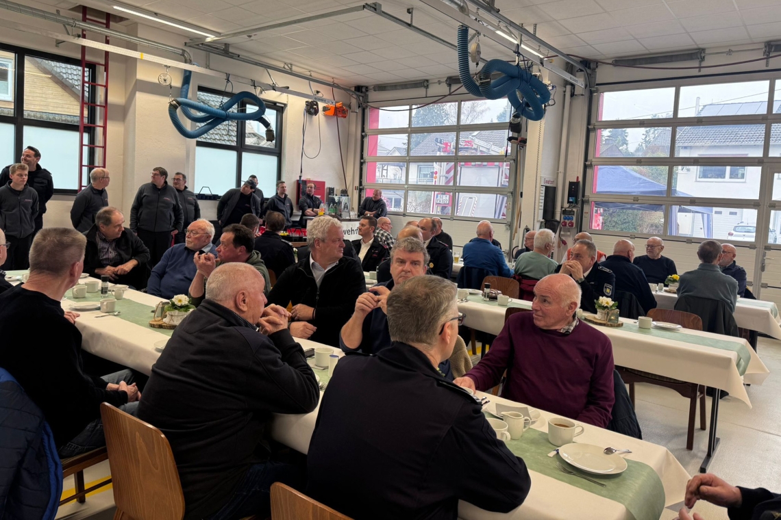 Erinnerungen und Zukunftspläne beim Treffen der Feuerwehr-Oldies