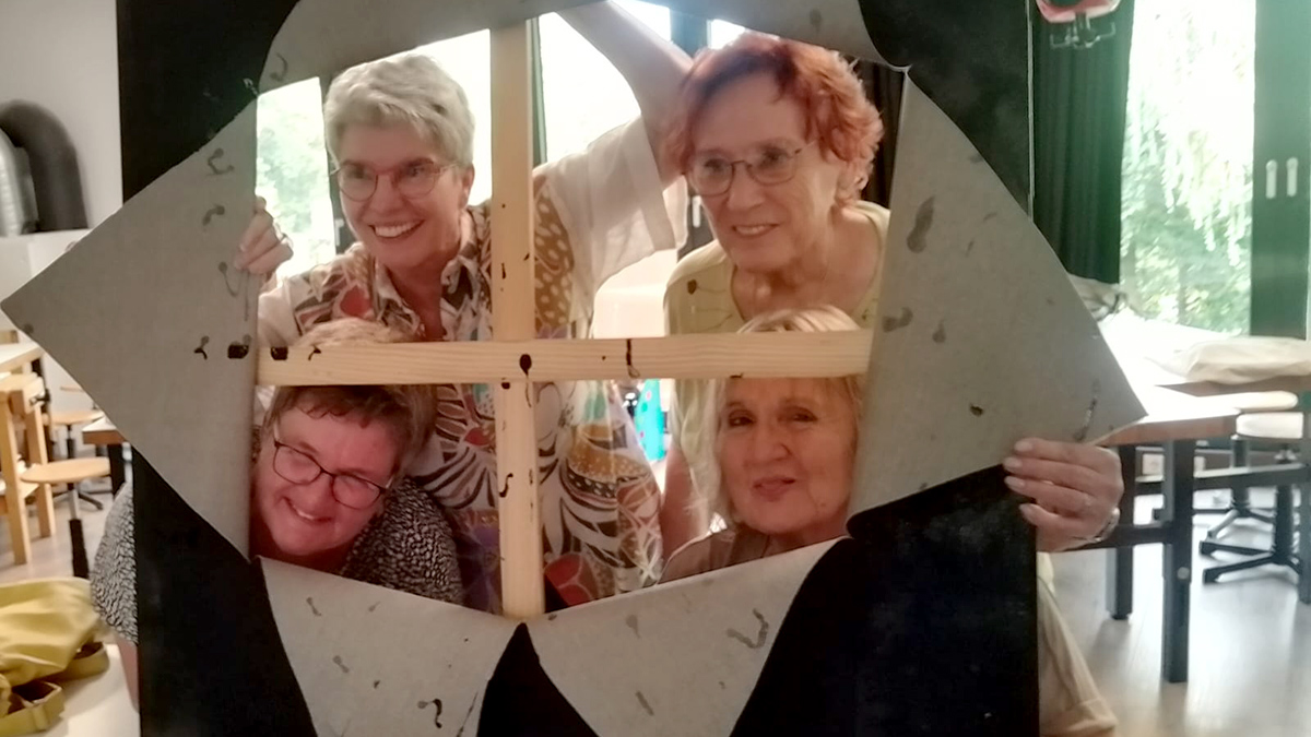 Ab kommendem Freitag stellen die Künstlerinnen der Gruppe "Flotte Pinsel" ihre Arbeiten wieder im Technikmuseum an der Olper Straße aus.