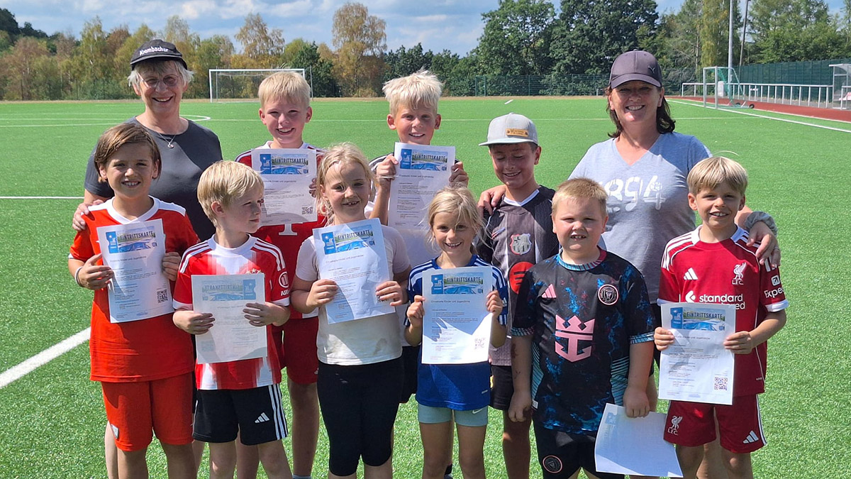 Einen tollen Tag erlebten die Jungen und Mädchen beim Sportabzeichentag des Stadtsportverbande auf dem Höppel. Für die Teilnahme gab es eine Freikarte fürs Freudenberger Freibad.