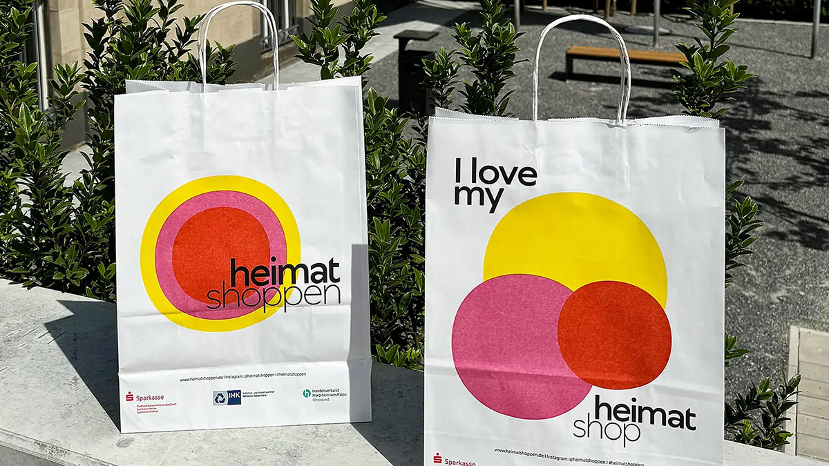Da passt einiges in die Papiertüte: die Aktion "Heimat shoppen" wirbt vom 4. bis 12. September für den Einkauf in den lokalen Freudenberger Geschäften.